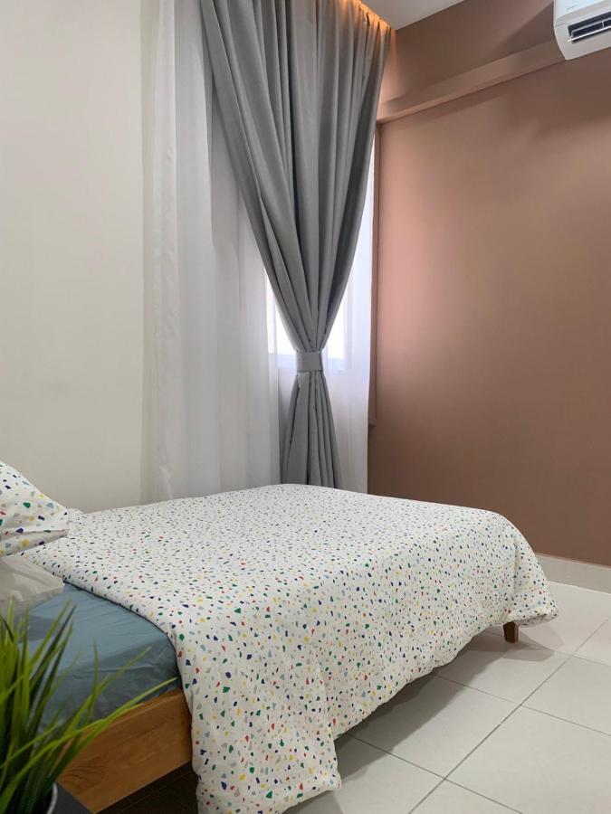 Rumah Sarah Семених Экстерьер фото
